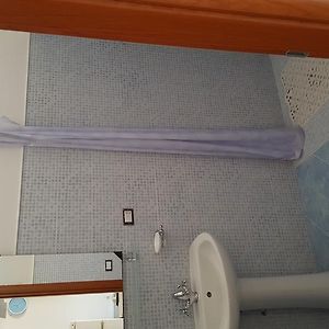 Studio con letto king size